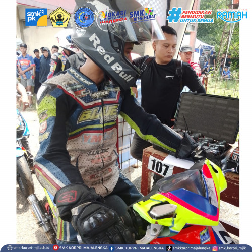 Roadrace SMK KORPRI Majalengka Mendapatkan Podium 2