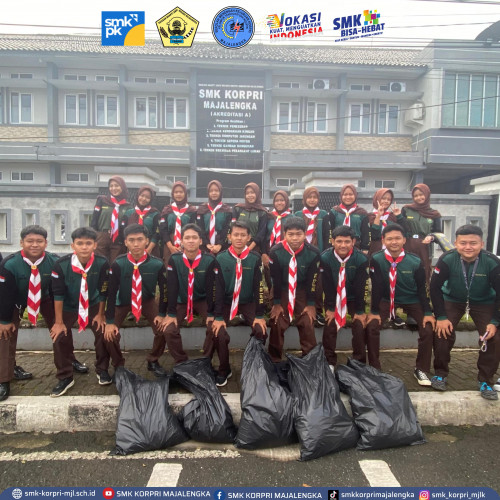 SMK KORPRI Majalengka Melaksanakan Program Gerakan Kebersihan " Geber Jumat