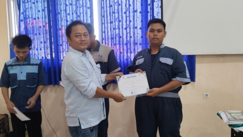 Torehkan Prestasi di Lomba Kompetensi Siswa Teknik Pemesinan, Siswa KORPRI Majalengka Juara 1 Mechan